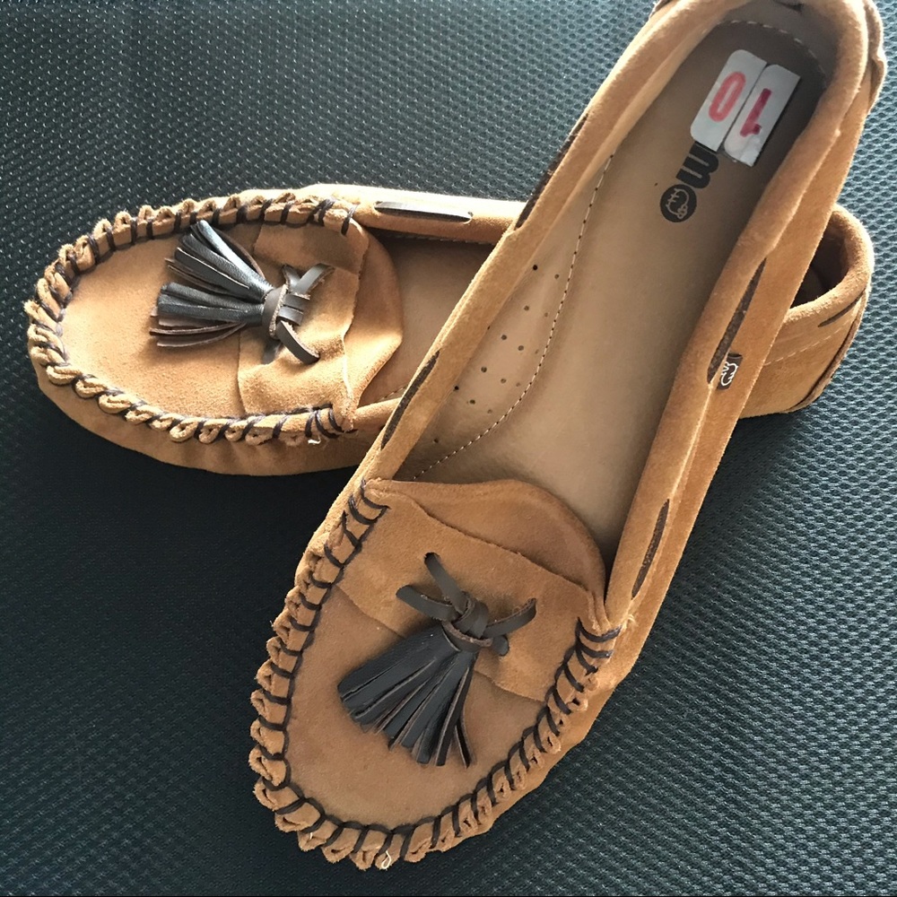 Lam Tassel Moccasins